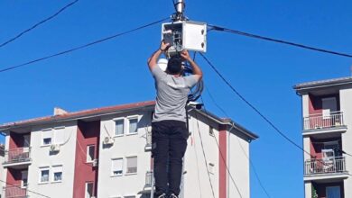 Photo of Policia e Kosovës vendos kamera të sigurisë tek Shkolla Teknike në veri të Mitrovicës